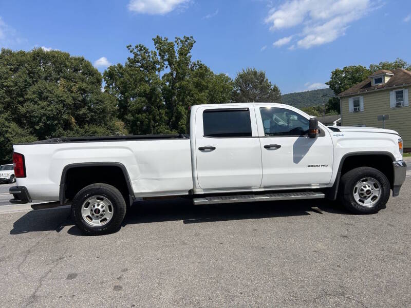 gmc sierra 2500hd 2018 1GT12REG9JF217442 image gmc sierra 2500hd 2018 1GT12REG9JF217442 image